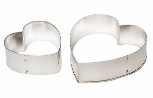 Heart shaped cake tin